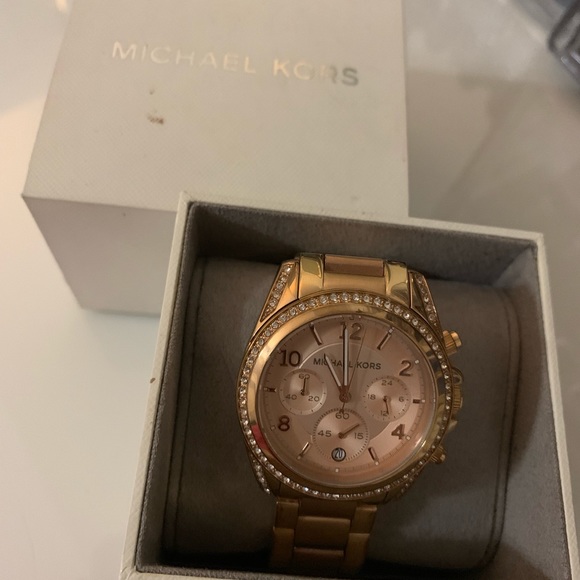 MK PINK GOLD WATCH